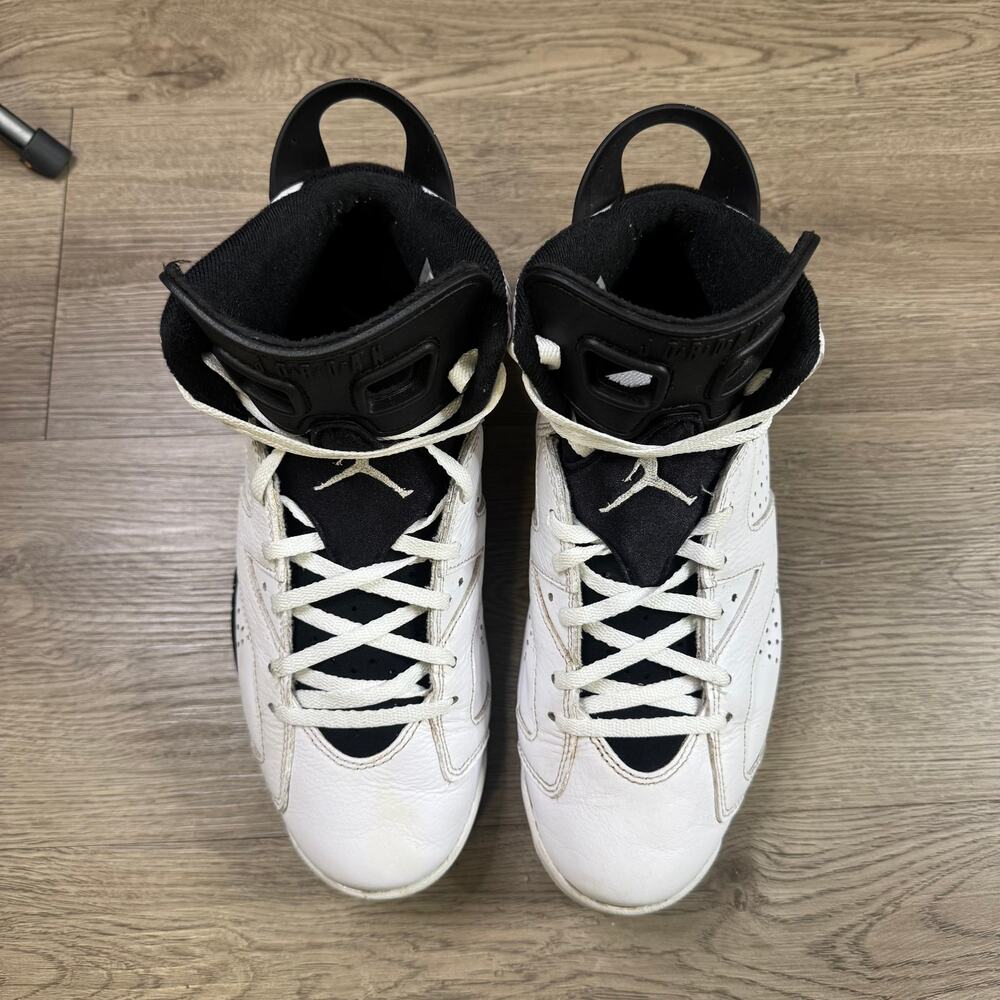 Jordan 6 Retro Reverse Oreo - Picture 9 of 12